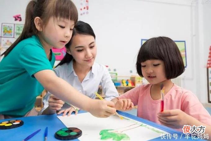 【时尚一点】幼儿园园长建议：再热的天，也不要让小女孩穿裙子上学，很中肯