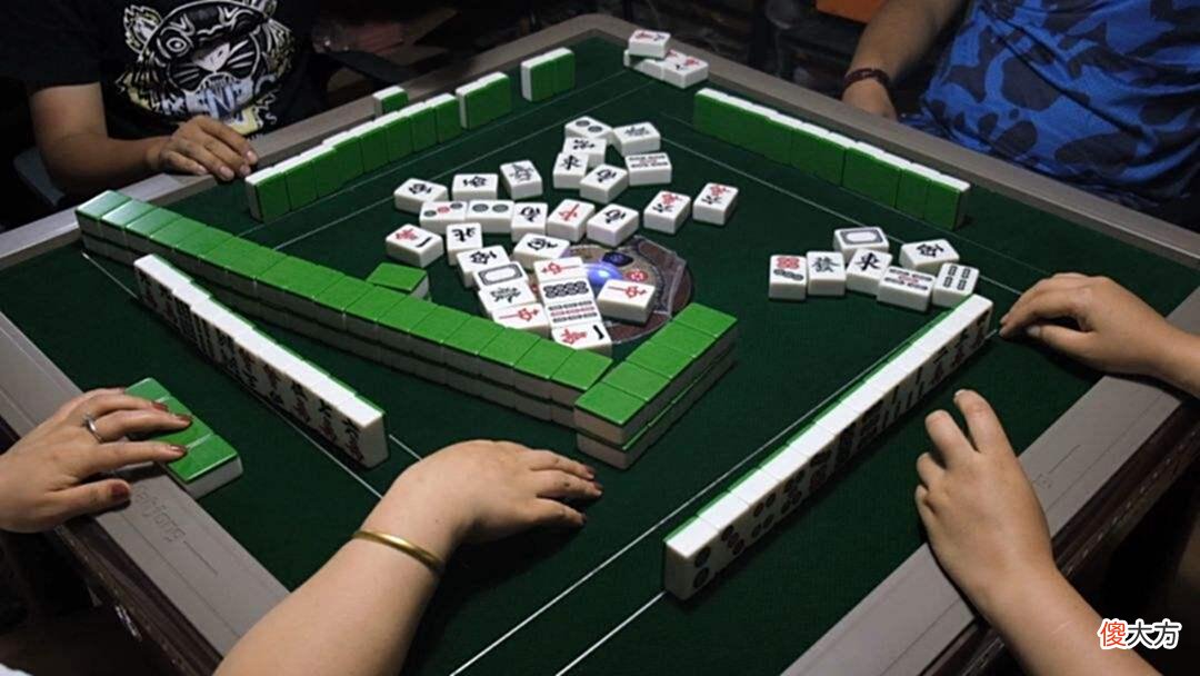 【游戏世界】打麻将输赢总是靠运气？学会3个简单实用的胡牌技巧，提高胜率