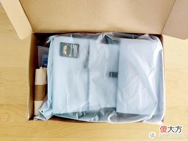 【就爱时尚】包你满意！日常通勤好搭档——地平线8号MOMENT双肩包