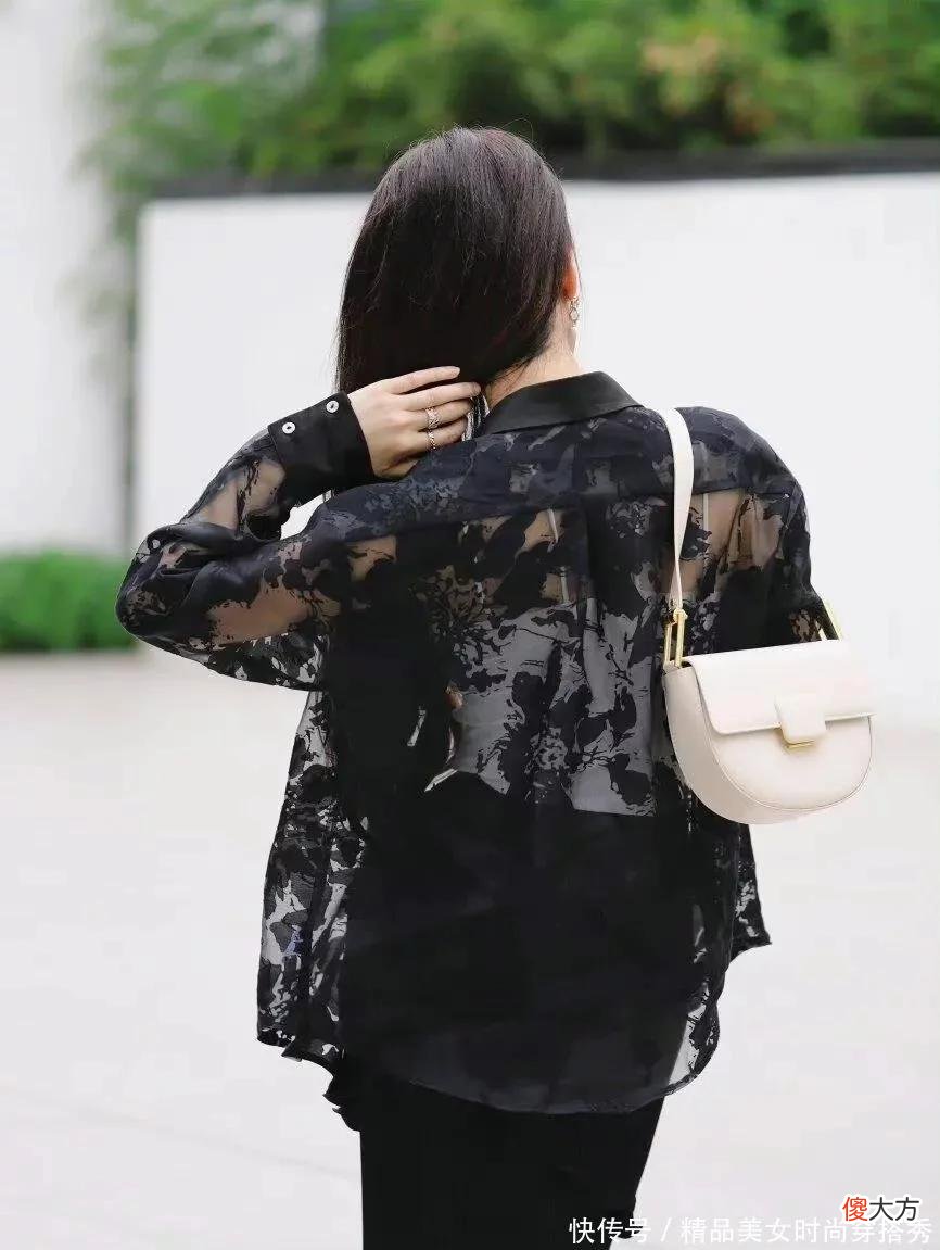 【时尚一点】真正的大美女，颜值、身材、气质缺一不可