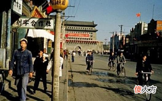 【爱历史】老照片:1959年的北京,当时的八达岭还很荒凉