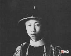 【爱历史】毓岩:中国最后的皇太子,晚年以扫大街为生
