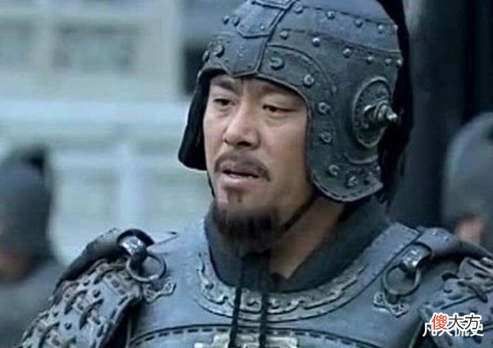 【历史故事】许褚裸衣斗马超,为何突然停手?如果死战下去,谁会胜出?