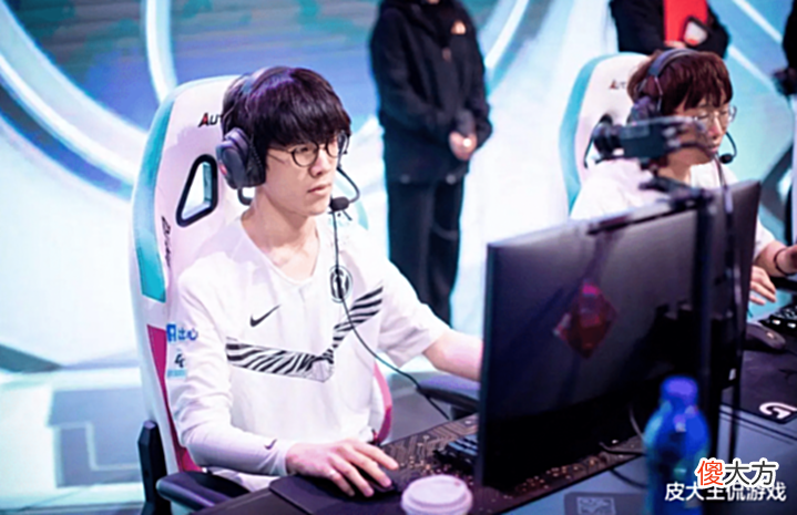 【游戏迷】比起LCK赛区,LPL赛区有哪些优势和劣势?