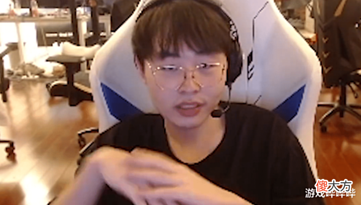 【游戏世界】RNG上单呼吸哥表现引争议,明日左右NG大战谁将获胜?