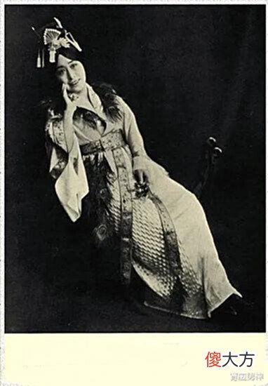 【爱历史】清末到民国时期的一些美女肖像老照片