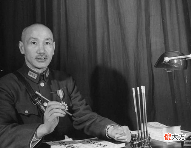 【历史故事】鲁迅骂了不少名人，却从未骂过蒋介石，这是什么原因？