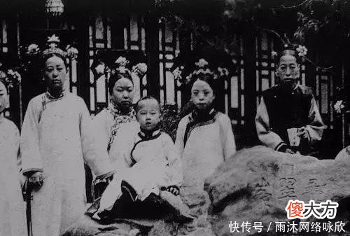 【爱历史】清朝灭亡后, 宫女太监都去向何处 结局如何