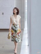 【就爱时尚】真正会穿的女人，都掌握这4个穿搭诀窍，学会了也能优雅到老