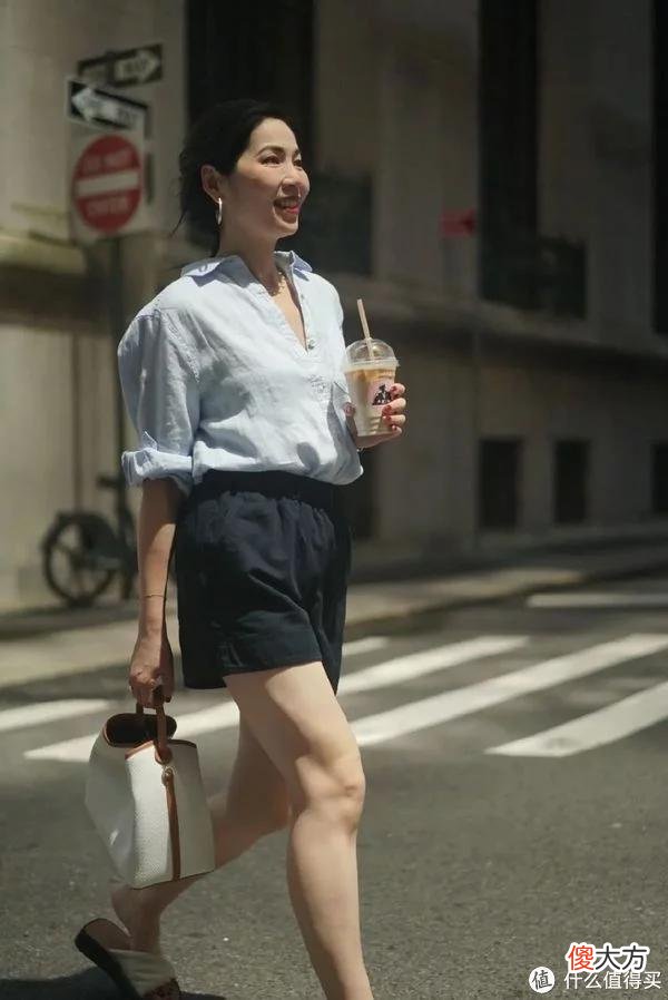 【时尚一点】有些衣服我以为一辈子也不会穿，上身后却美到不想脱！