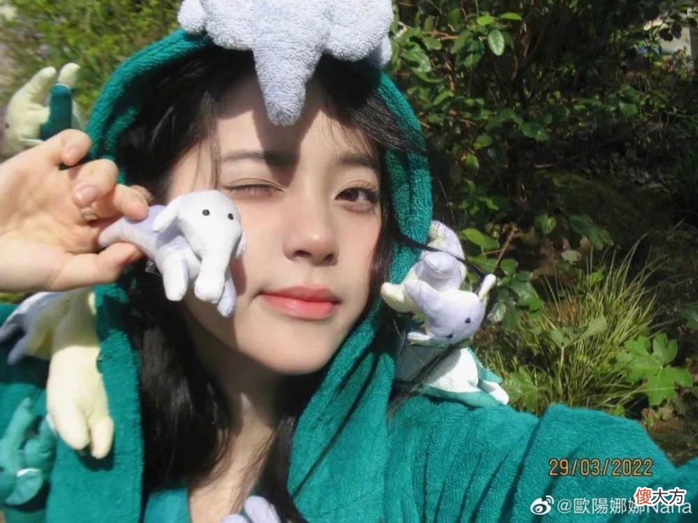 【就爱时尚】当我把自拍放进微信搜一搜后,咦?