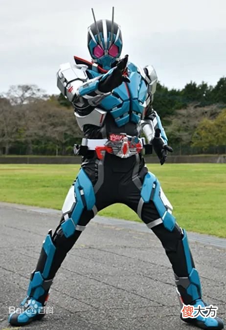 【游戏世界】汇总令和时代蝗虫骑士形态基础数据前五名